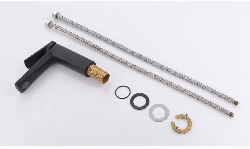 Mitigeur lavabo noir mat design LINEA 15,5cm