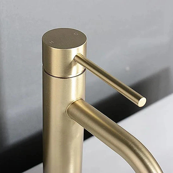 Robinet mitigeur lavabo gold AGUAVIA