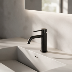 Robinet Lavabo Noir Mat Strié 16cm/31cm 'Tuile'